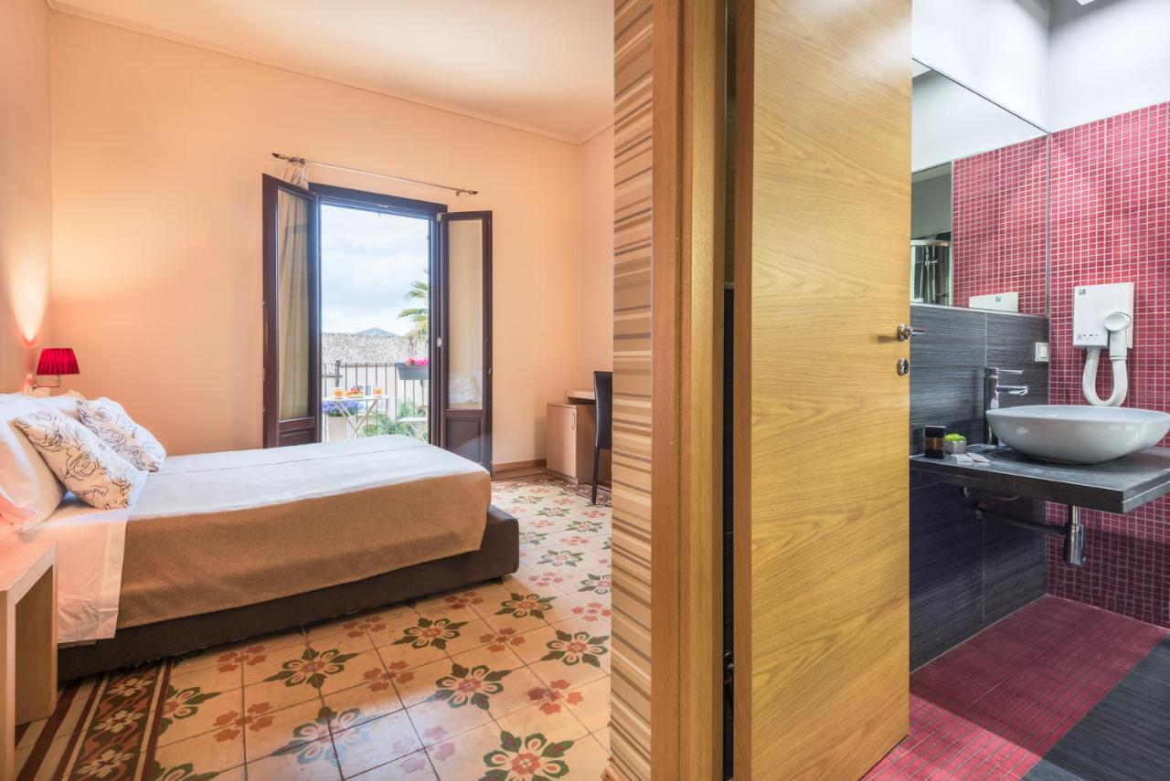 Hotel Vittorio Veneto Ragusa Exterior photo